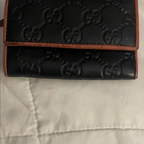 Gucci Black and Brown Embossed Wallet - Picture 1 of 4